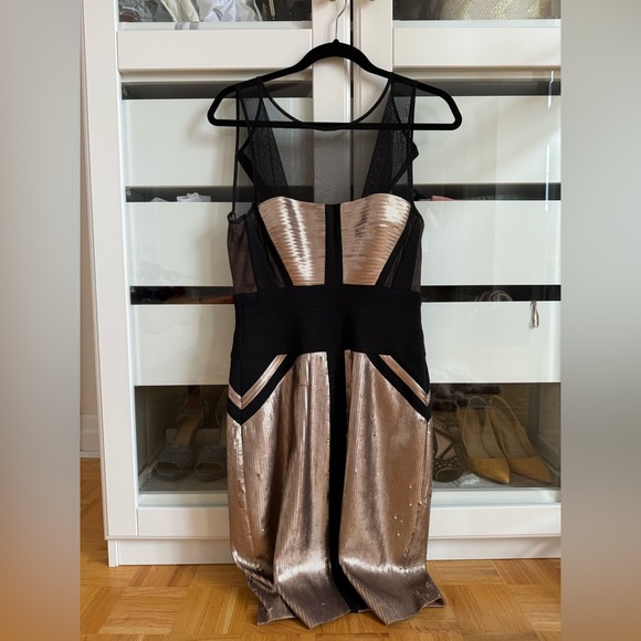 Lady dress size s-BCBG - Picture 1 of 3